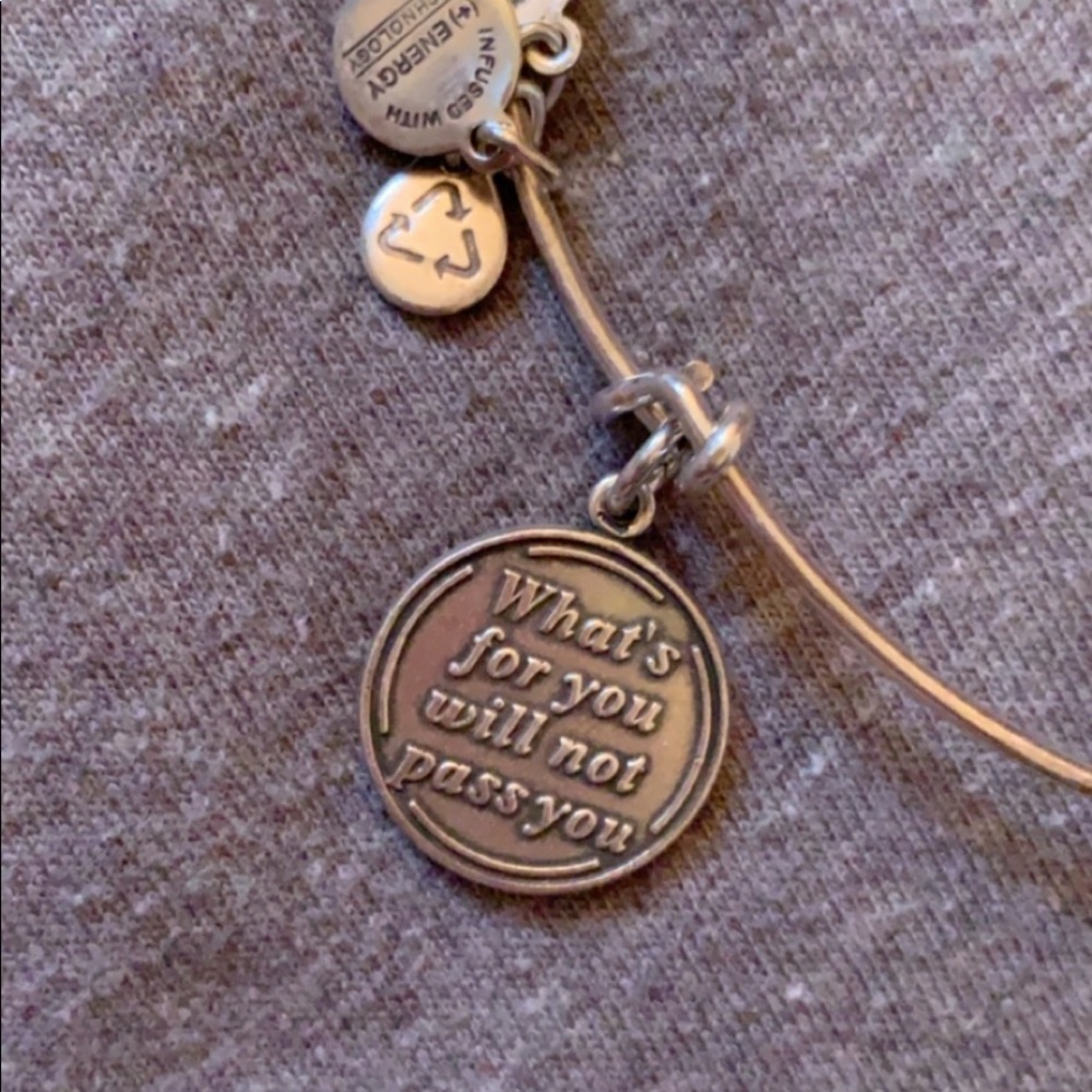 Alex & Ani Bracelet (WFYWNPY)
